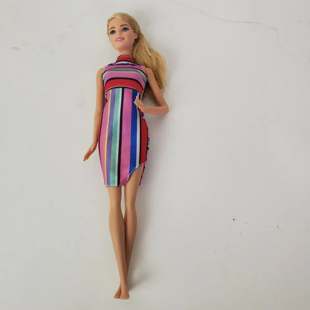 Barbie Fashionista Blonde Caucasian Doll Striped Dress Hand on Hip‎