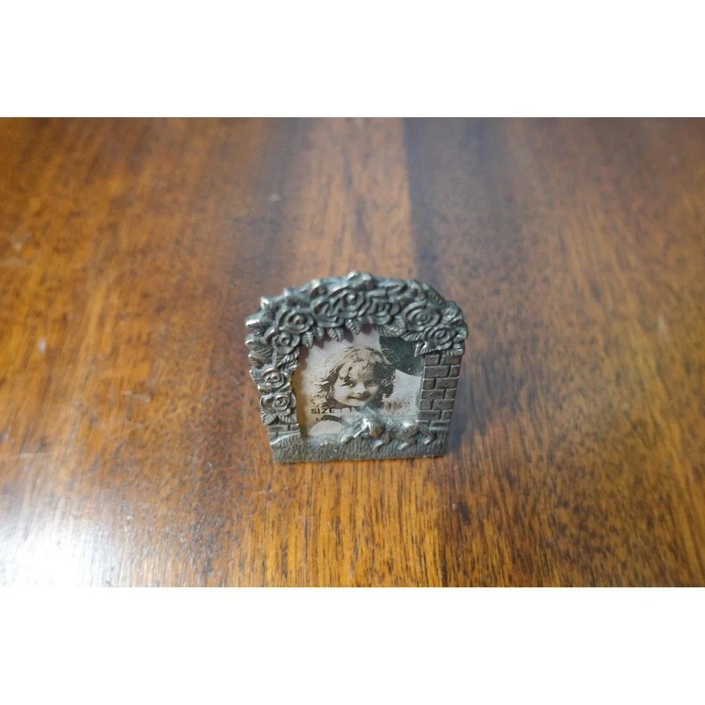 Vintage‎ miniature pewter picture frame ornate dollhouse accessory