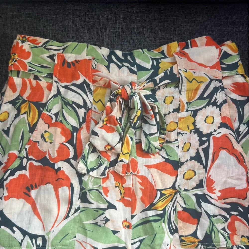 Bila stylish shorts