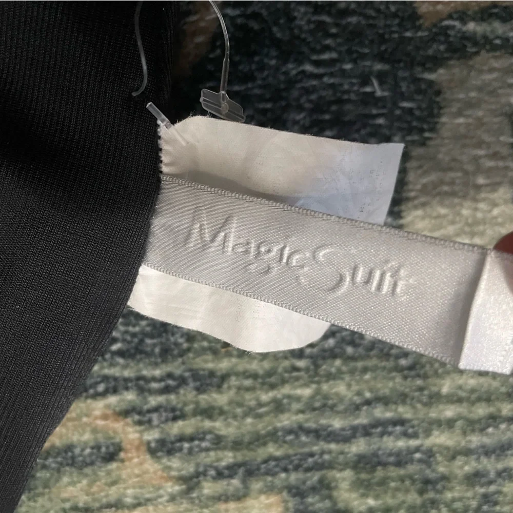 Magicsuit black solid