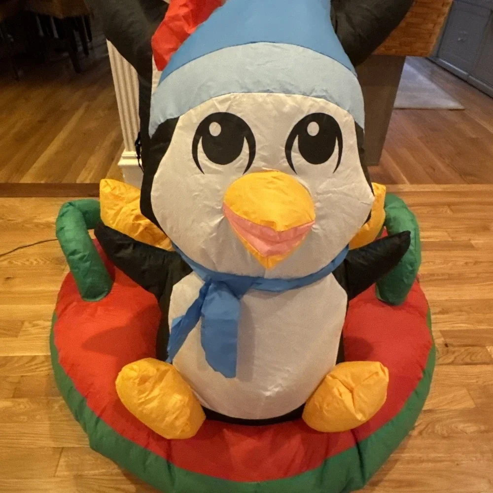 Gemmy airblown inflatable