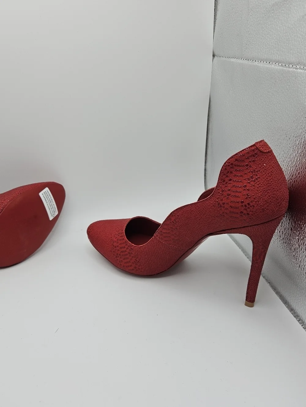 Carmen Steffens sexy red