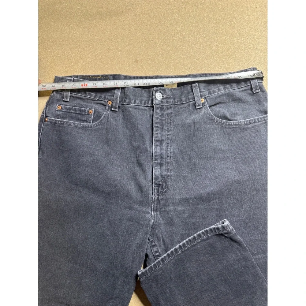 Levis embrace effortless
