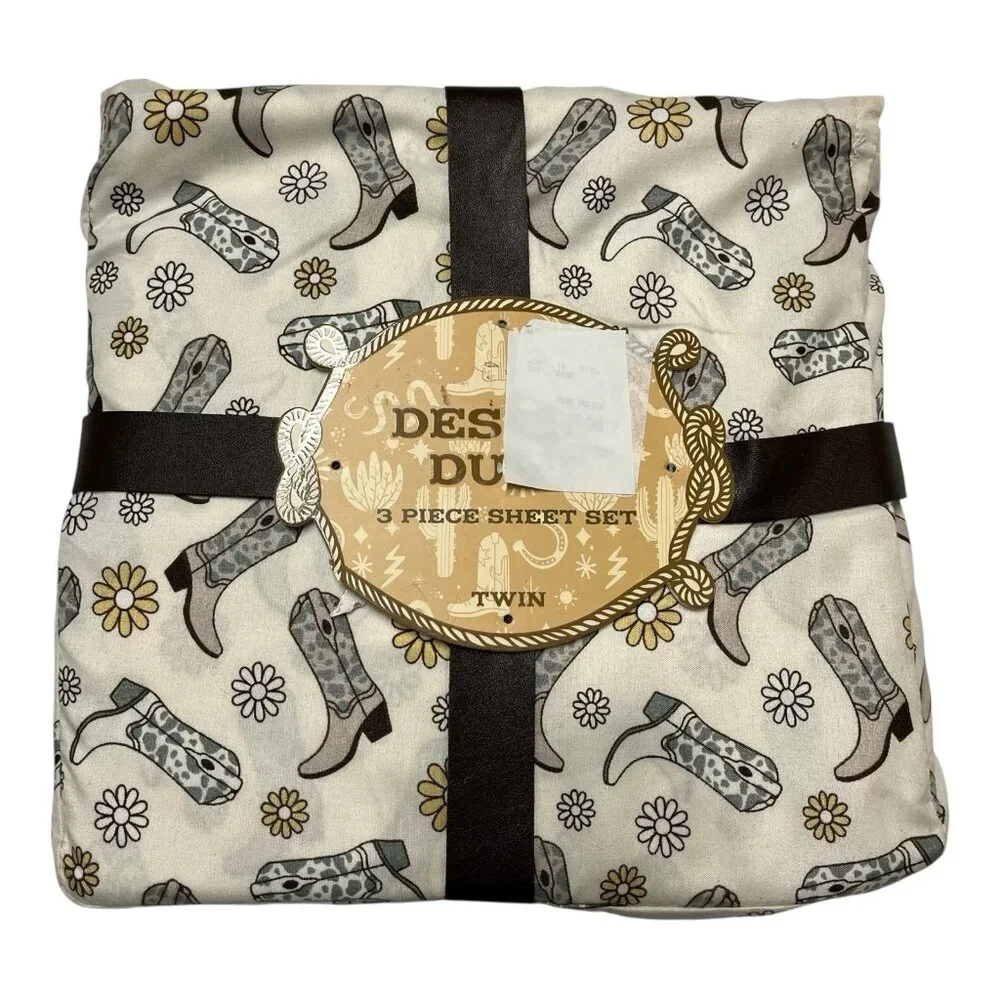 Dessert Dust Twin Sheet Gray All Over‎ Cowboy Boot Floral Print Western Cowgirl