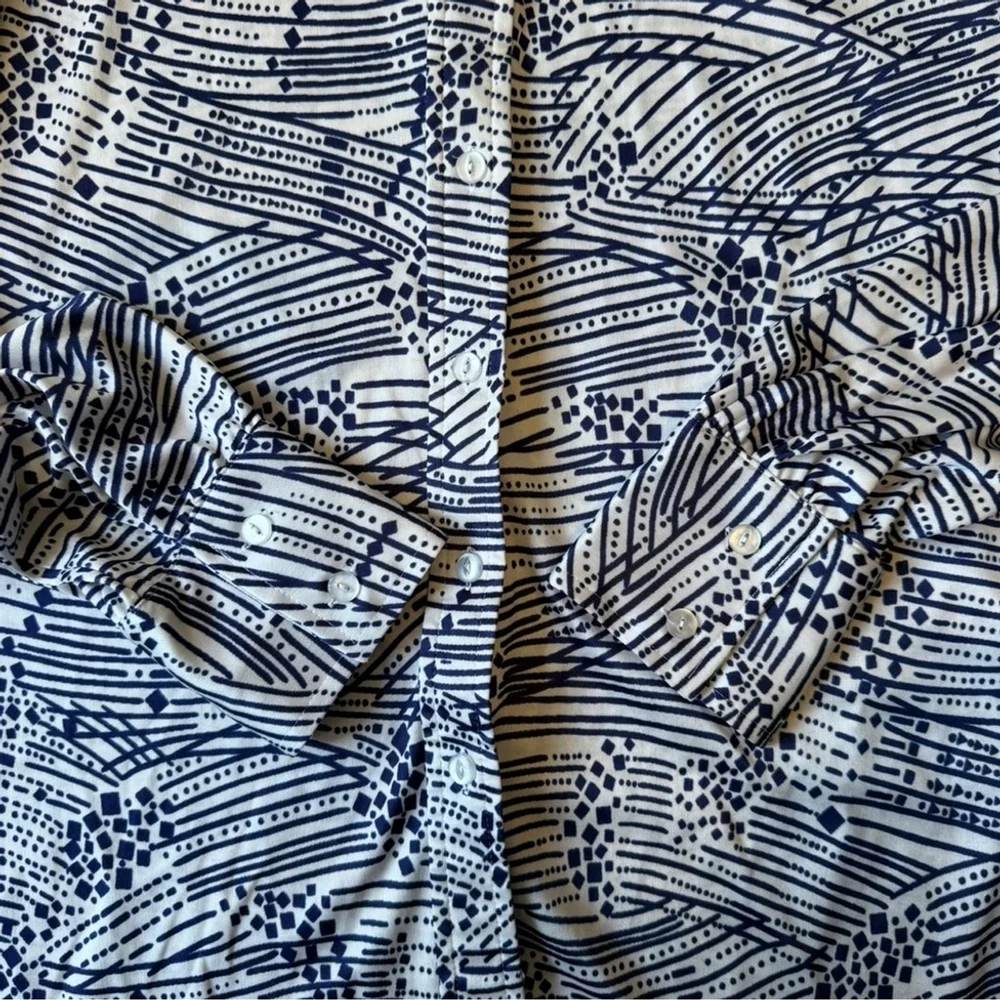 Elite vintage button