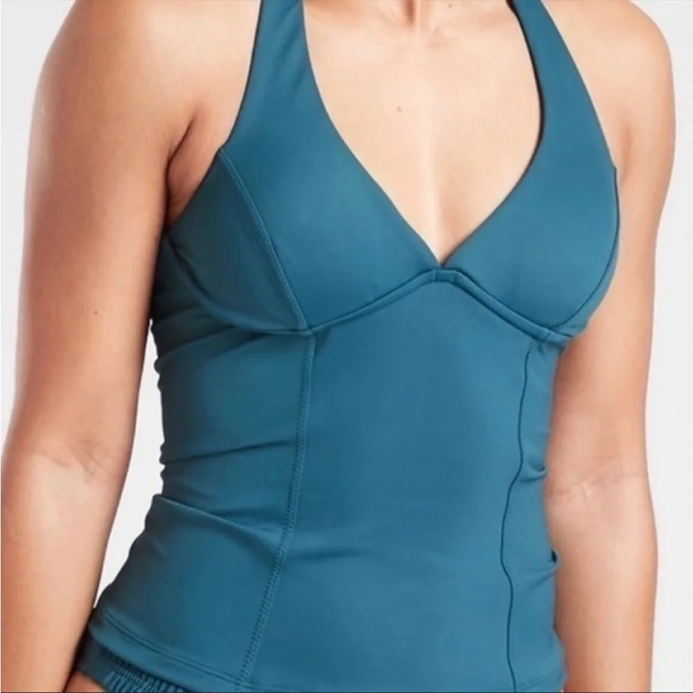 Athleta sculpted halter