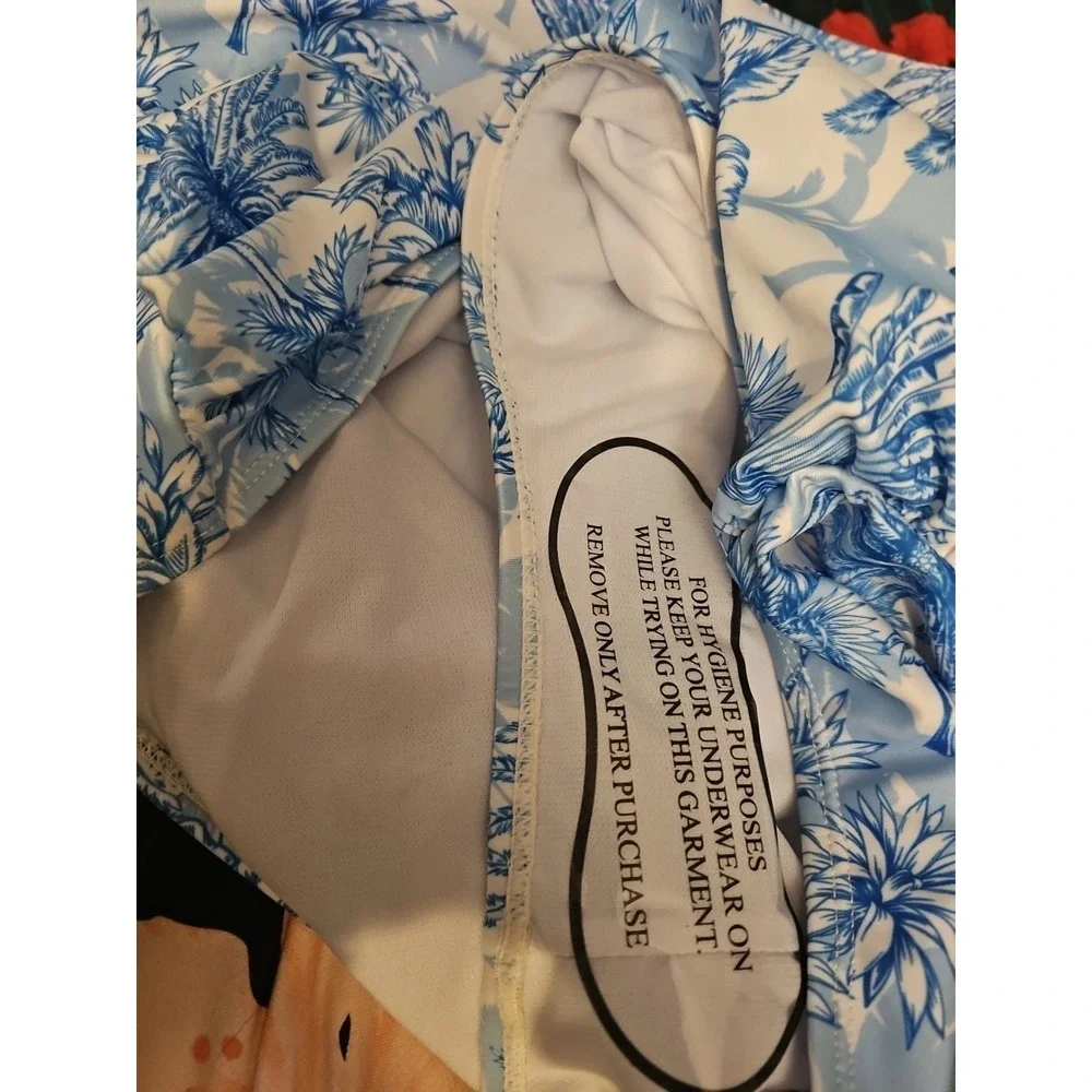 Nicole Miller Studio crotch sanistrip