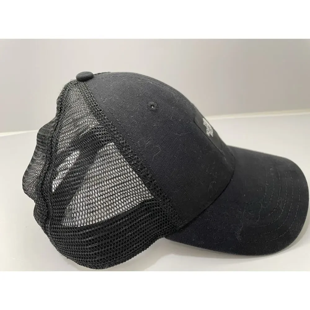 Snapback north face