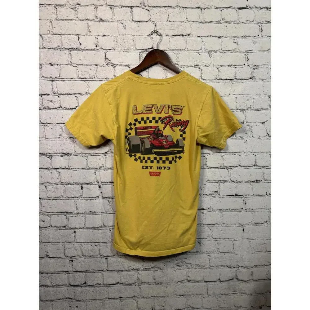 Levis levi racing