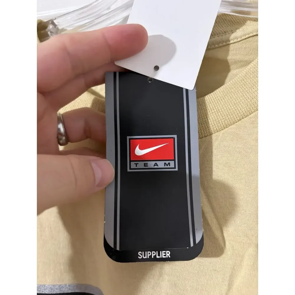 Nike bnwt vintage