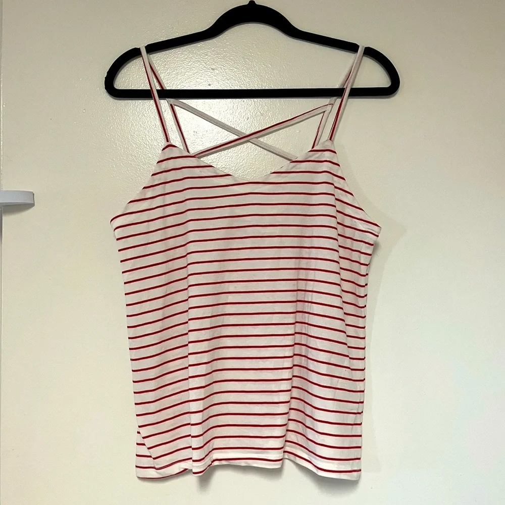 Universal Thread size Medium Stripes‎ Tank Top