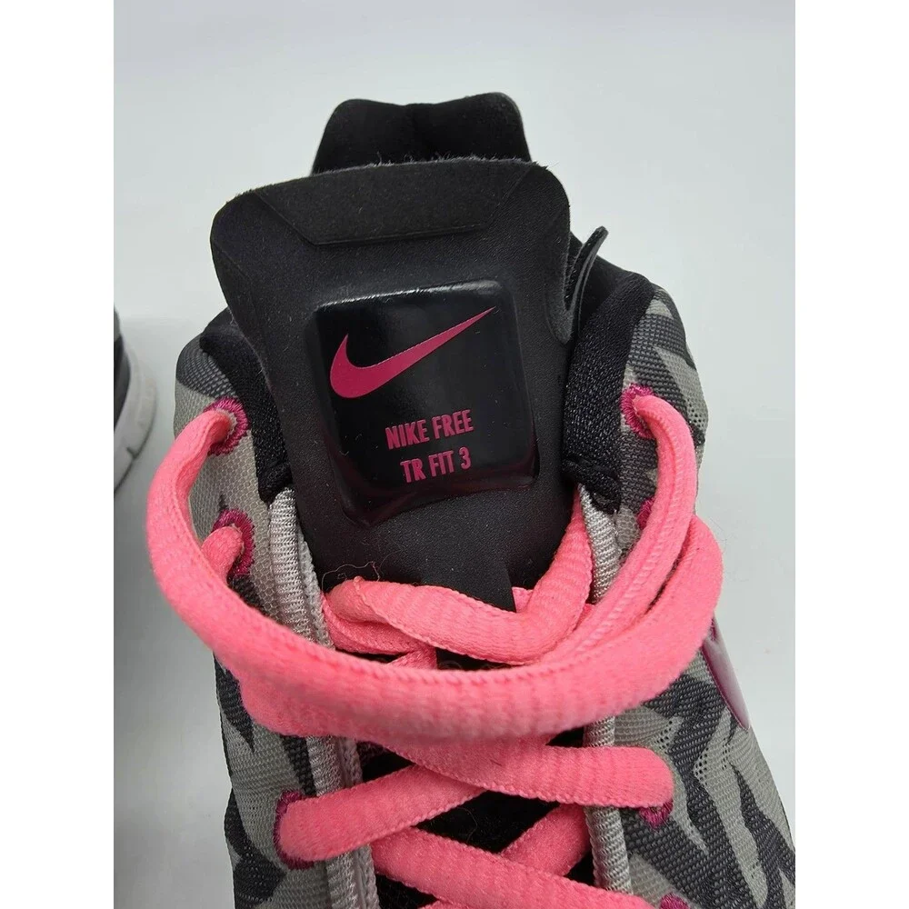Nike womens no