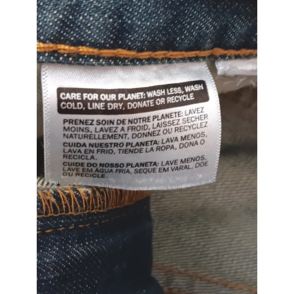 Levis elevate your