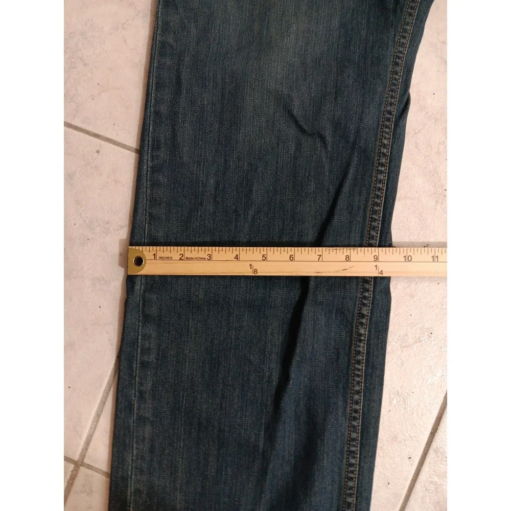 Levis elevate your