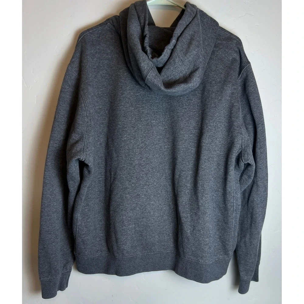 Nike classic pullover