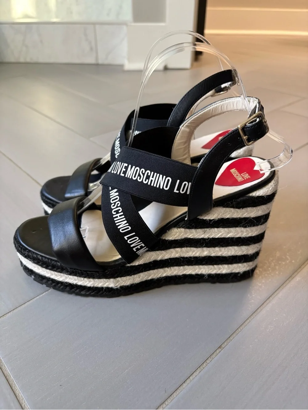 Love Moschino bold wedge