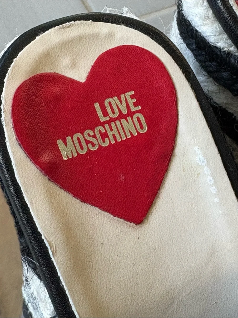 Love Moschino bold wedge