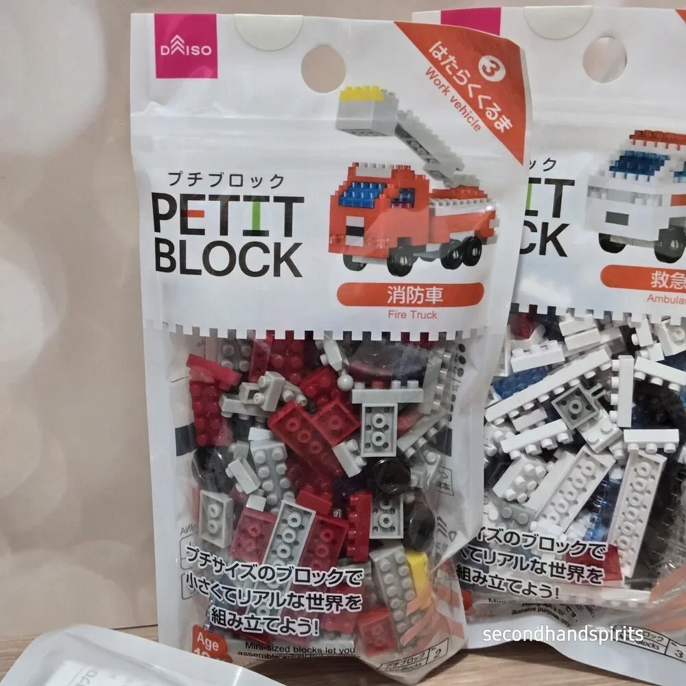Daiso this set