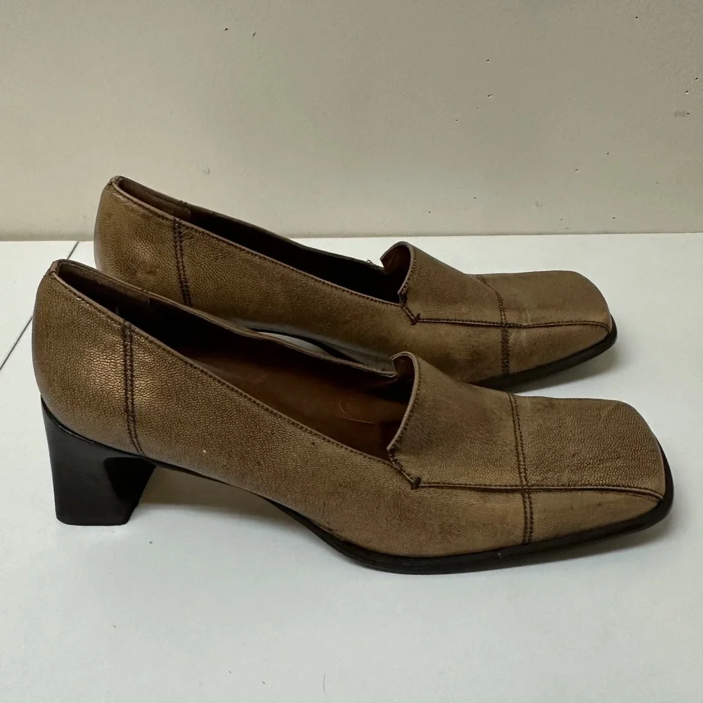 Naturalizer good preowned