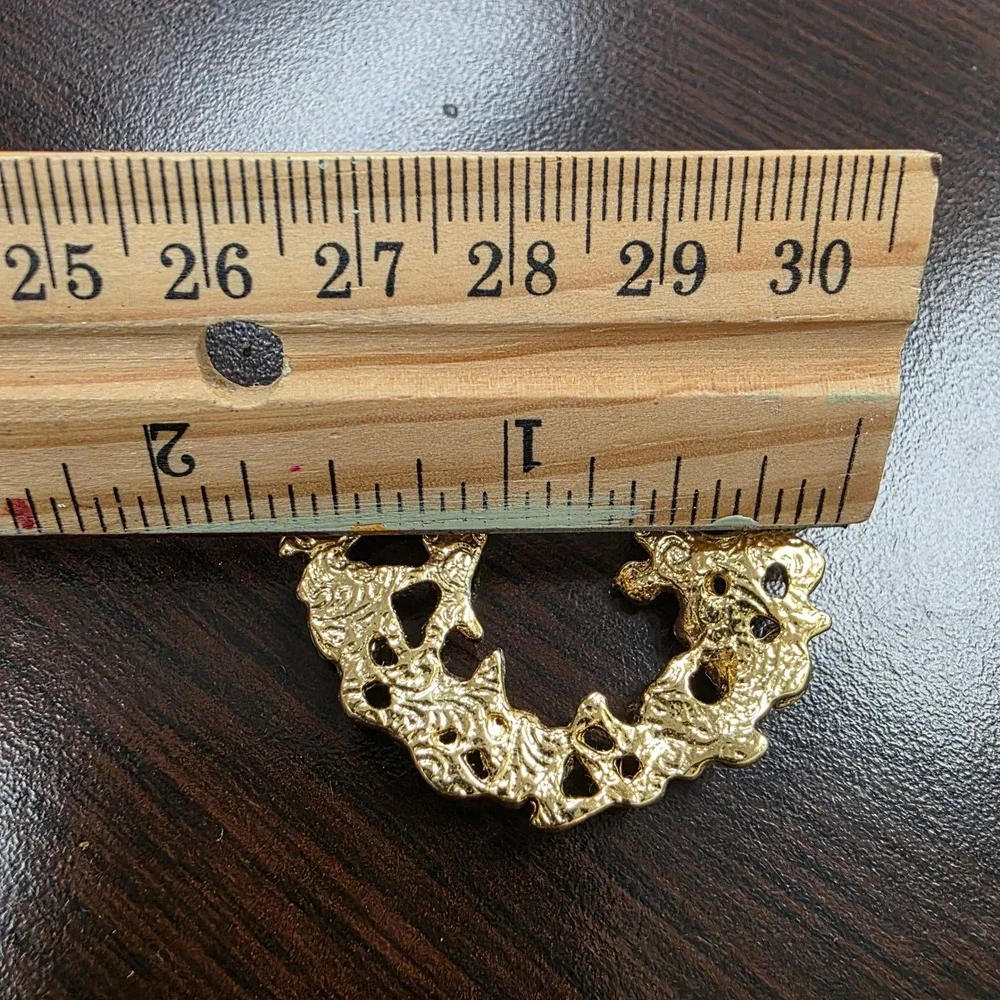 N/A gold tone