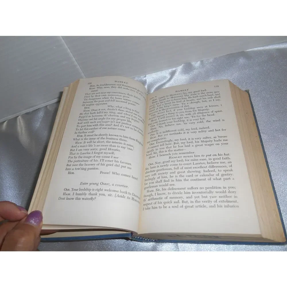 N/A portable shakespeare