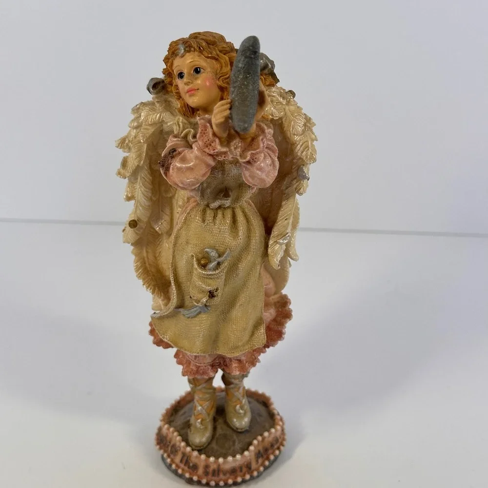 TBC 1998 Angel Figurine, The Silvery Moon, Home Decor, Collectible 426‎