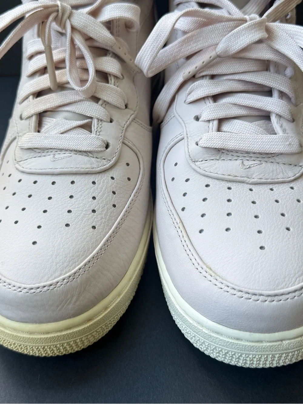 Nike *never worn