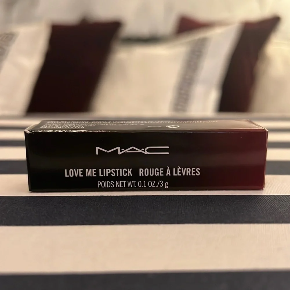 New In Box MAC Love Me Lipstick in E For Effortless