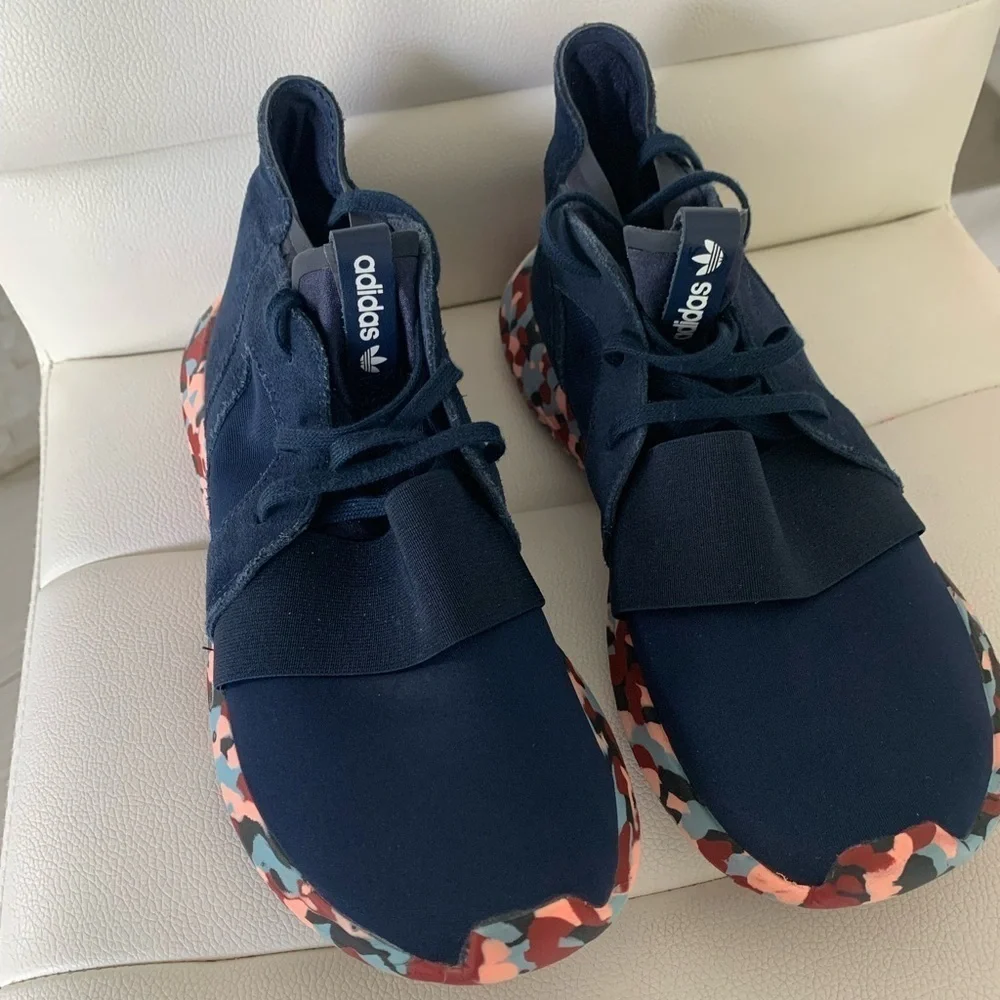 adidas stylish comfortable