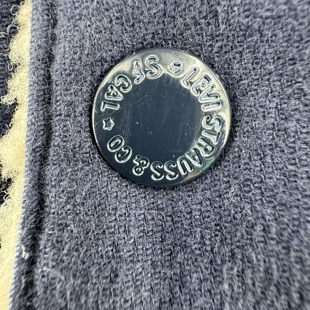 Levis levi men