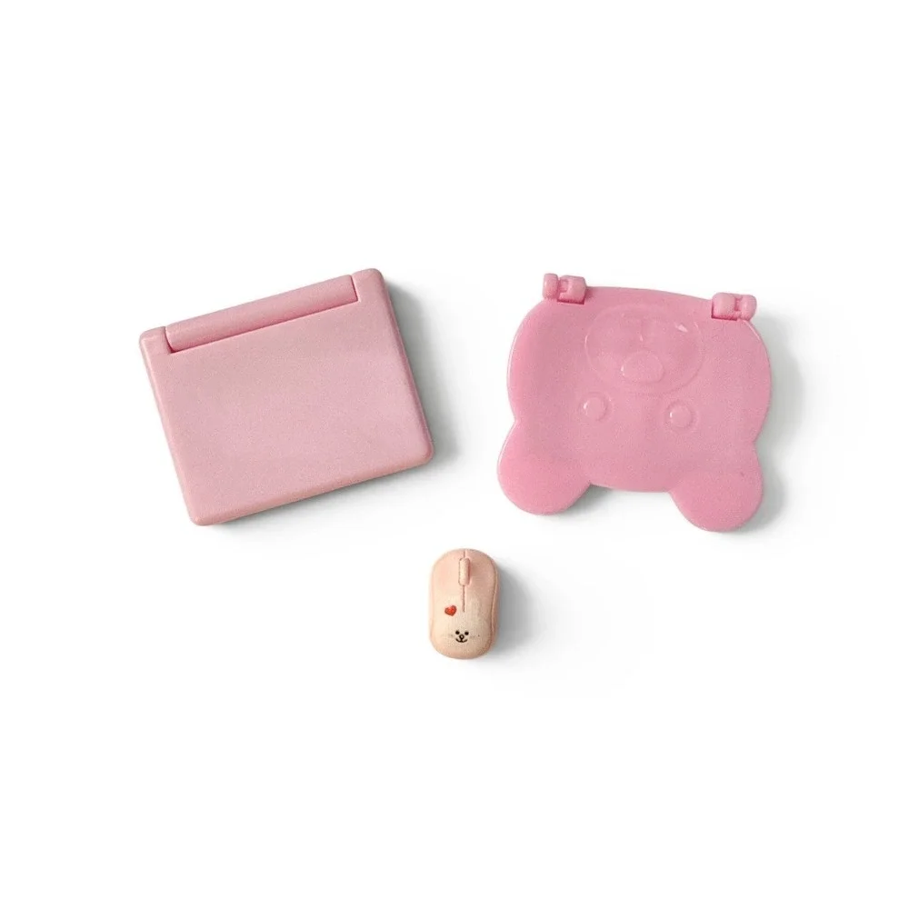 N/A pink dollhouse