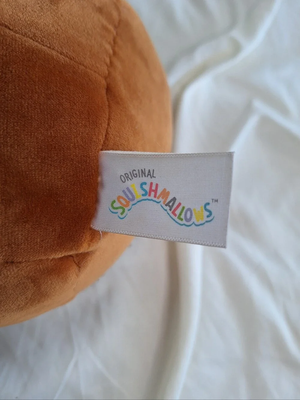 Squishmallows color brown