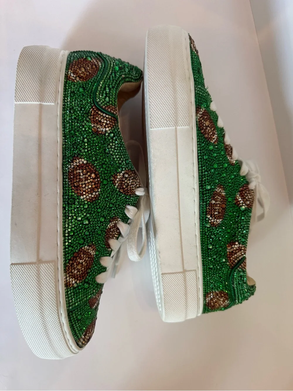 Betsey Johnson make statement