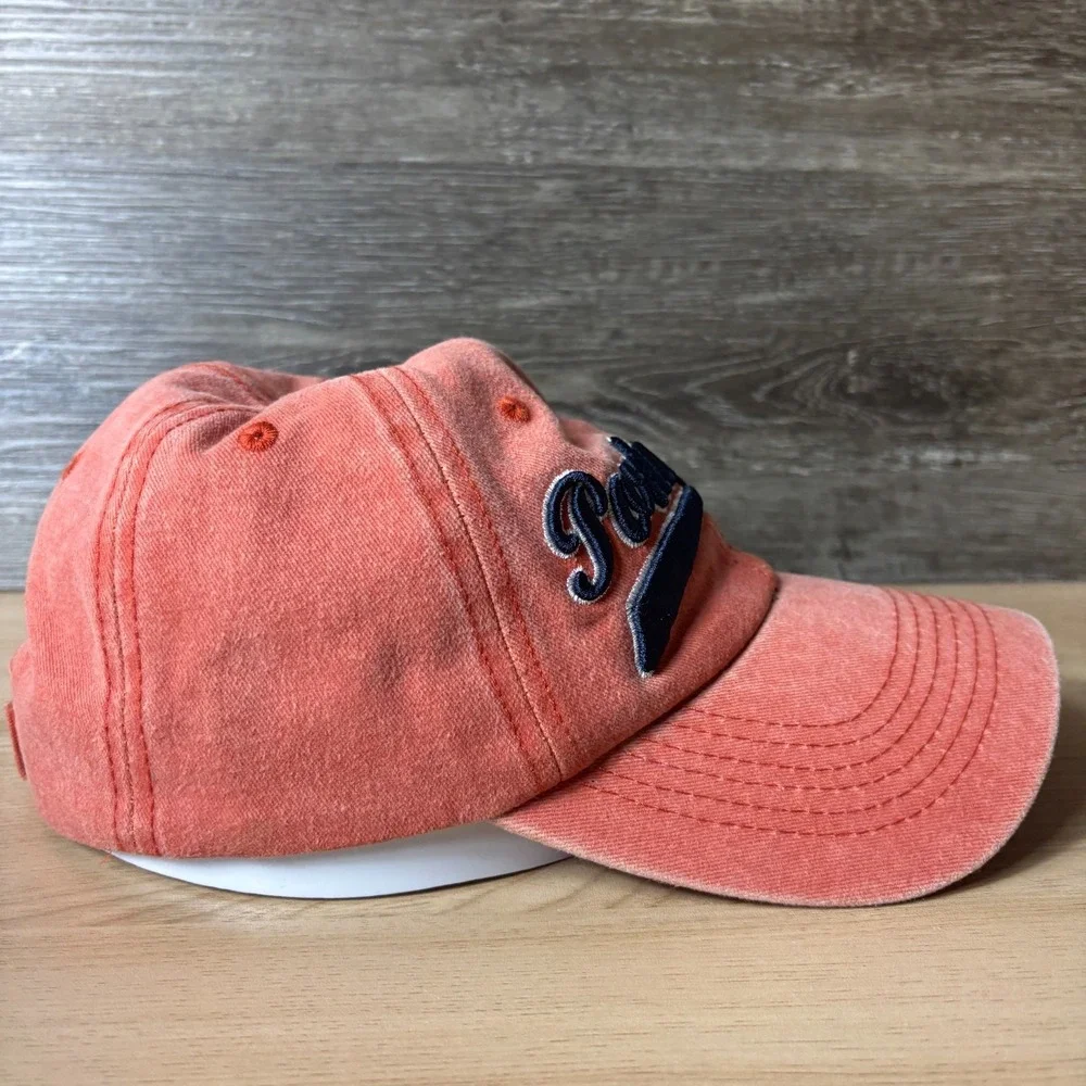 outdoor cap Company good used