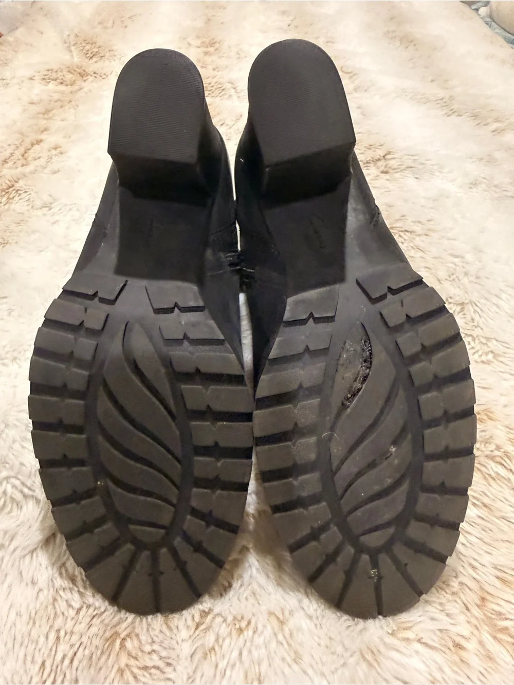 Clarks classic black