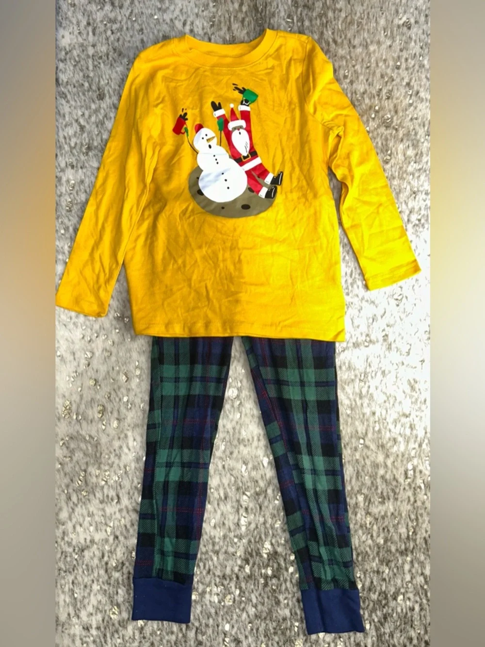 5 for $25🔥Old Navy Christmas Pajama‎ Set Size 6T