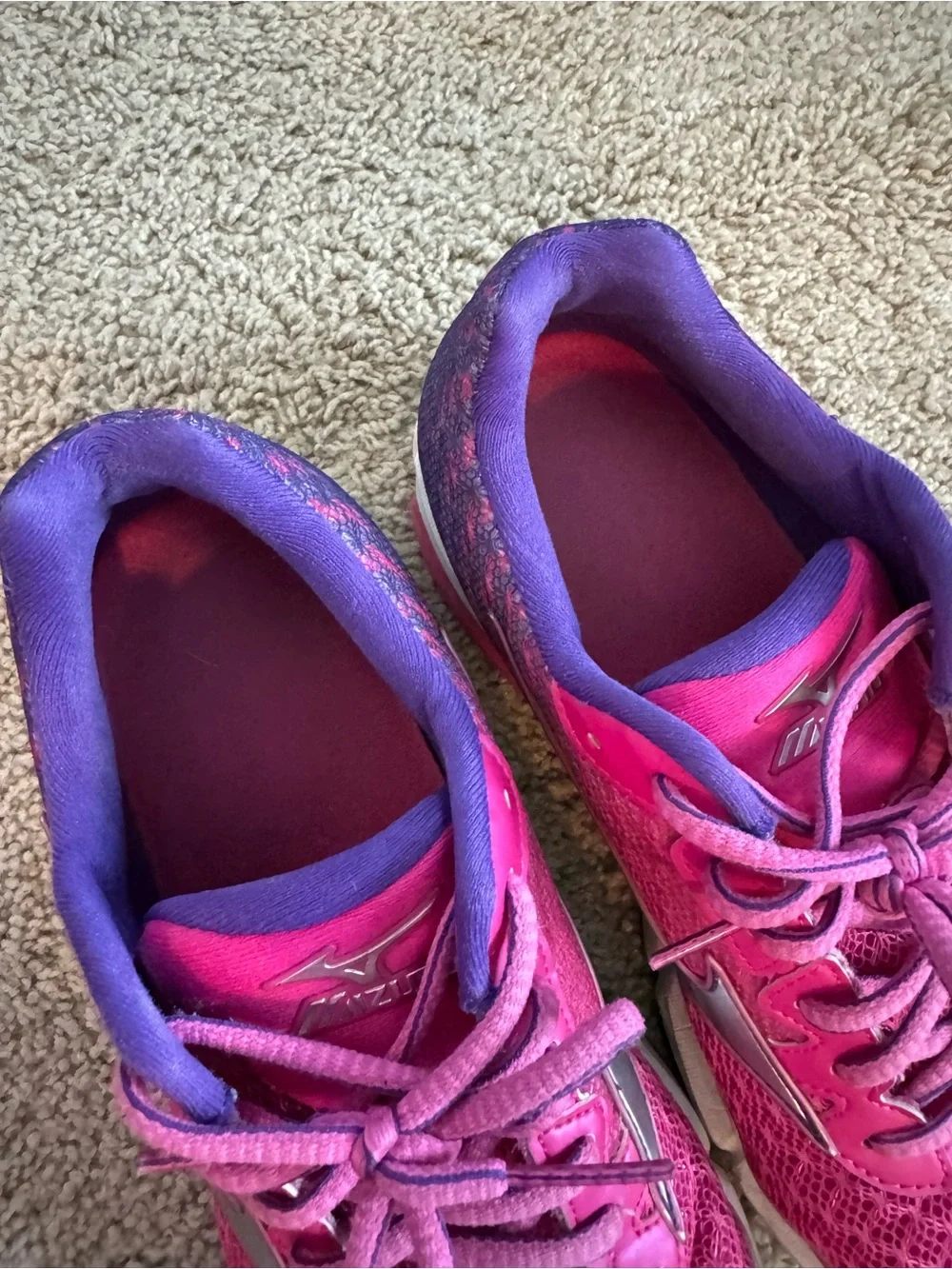 Mizuno wave rider
