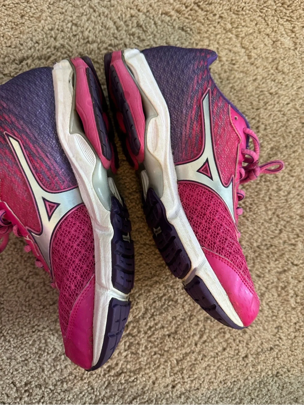Mizuno wave rider