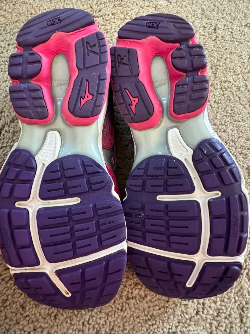 Mizuno wave rider