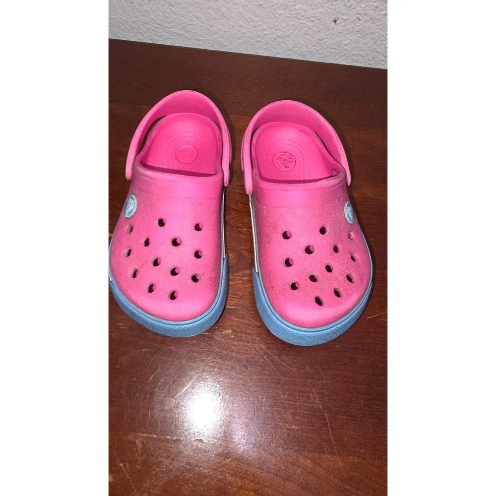 CROCS durable lightweight