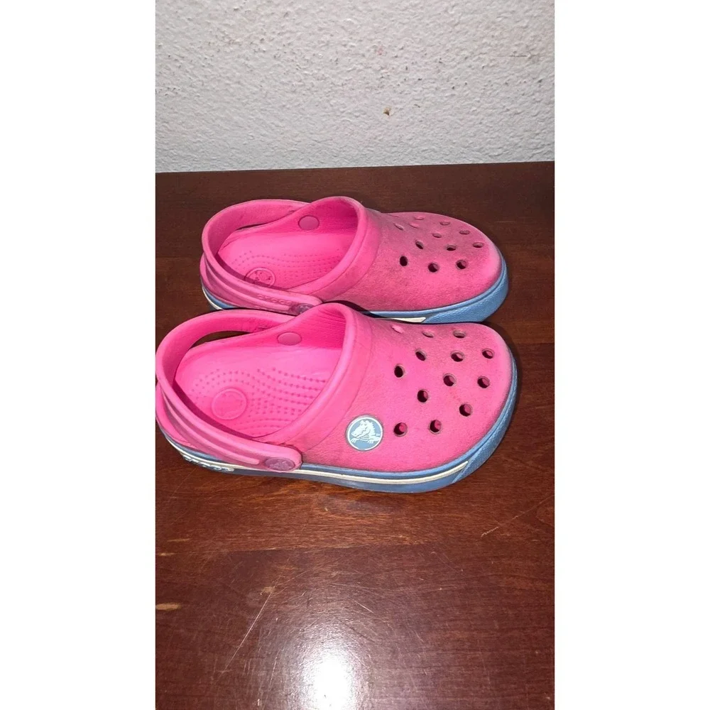 CROCS durable lightweight