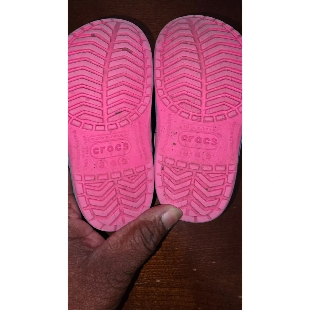 CROCS durable lightweight