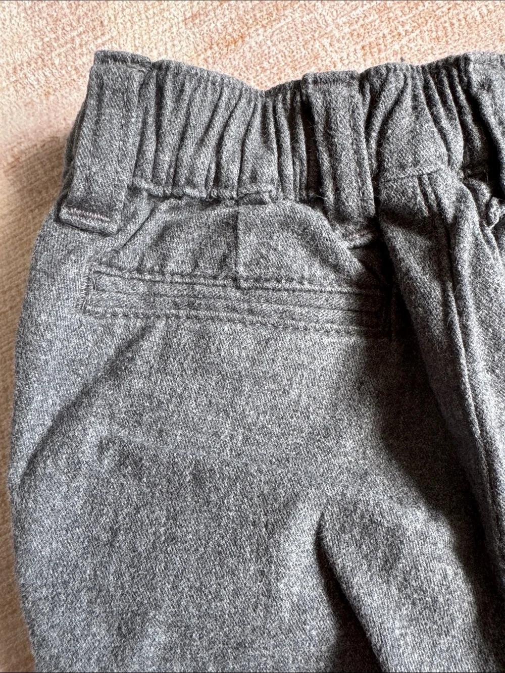 GAP stylish gray