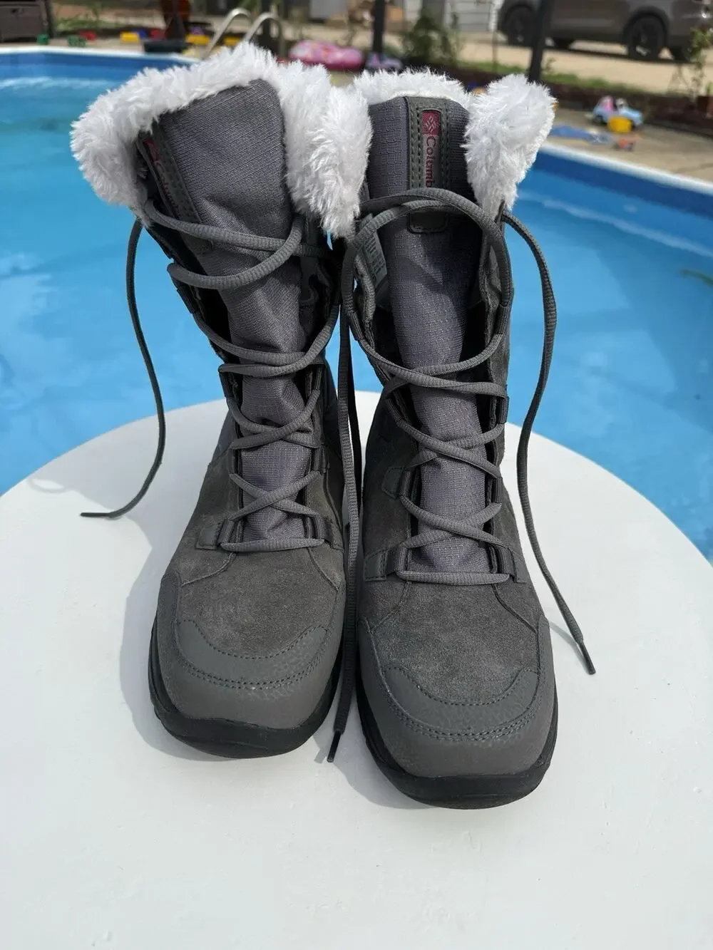 Women's 10 M Columbia Minx Mid II Snow Waterproof Boots Insulated Gray Faux Fur