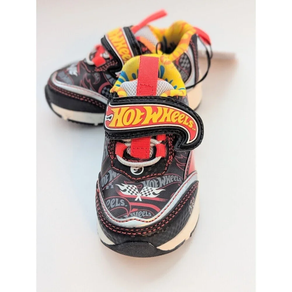 Hot Wheels nwt hot