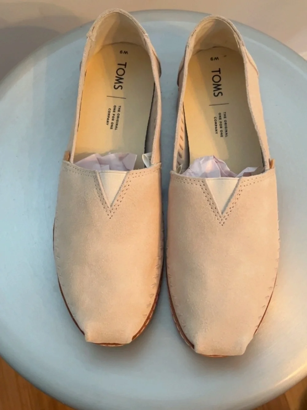 Toms beautiful women’s