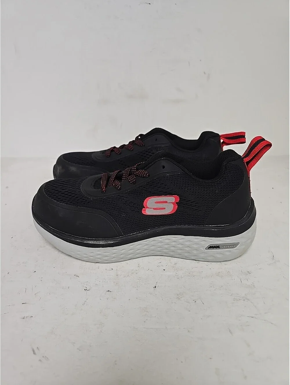 Skechers used shoes