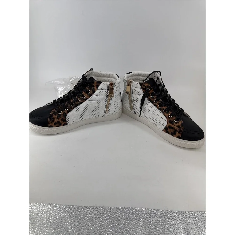 Leopard product pair