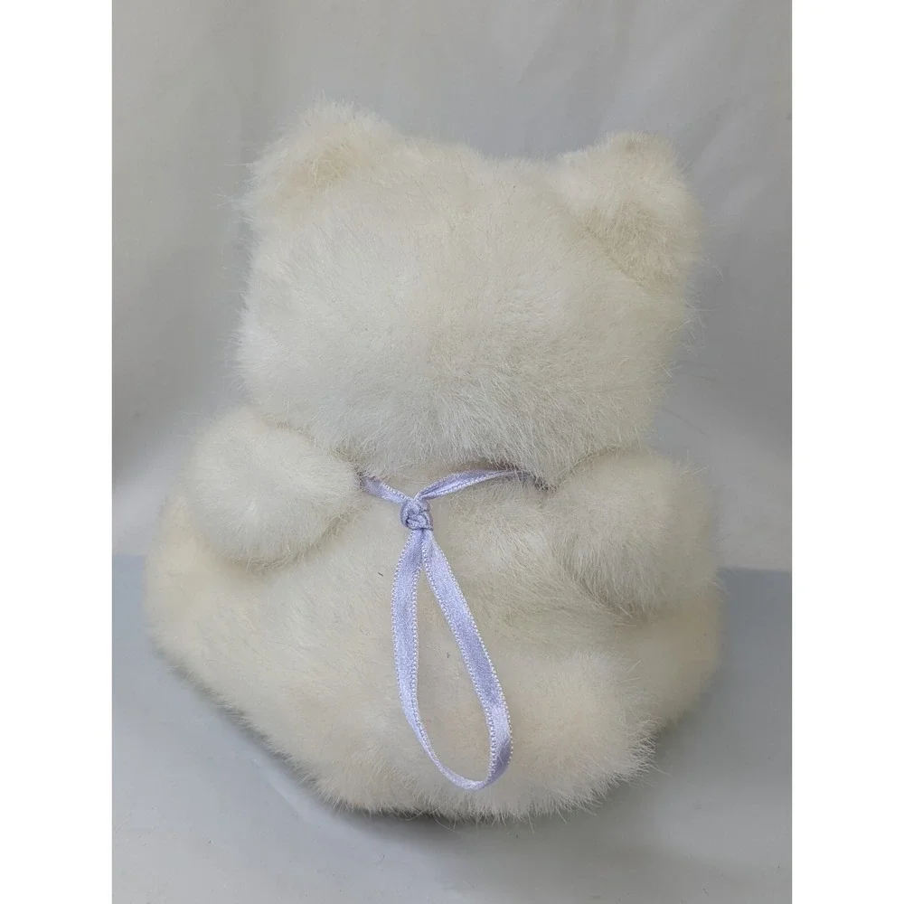 Russ white cat
