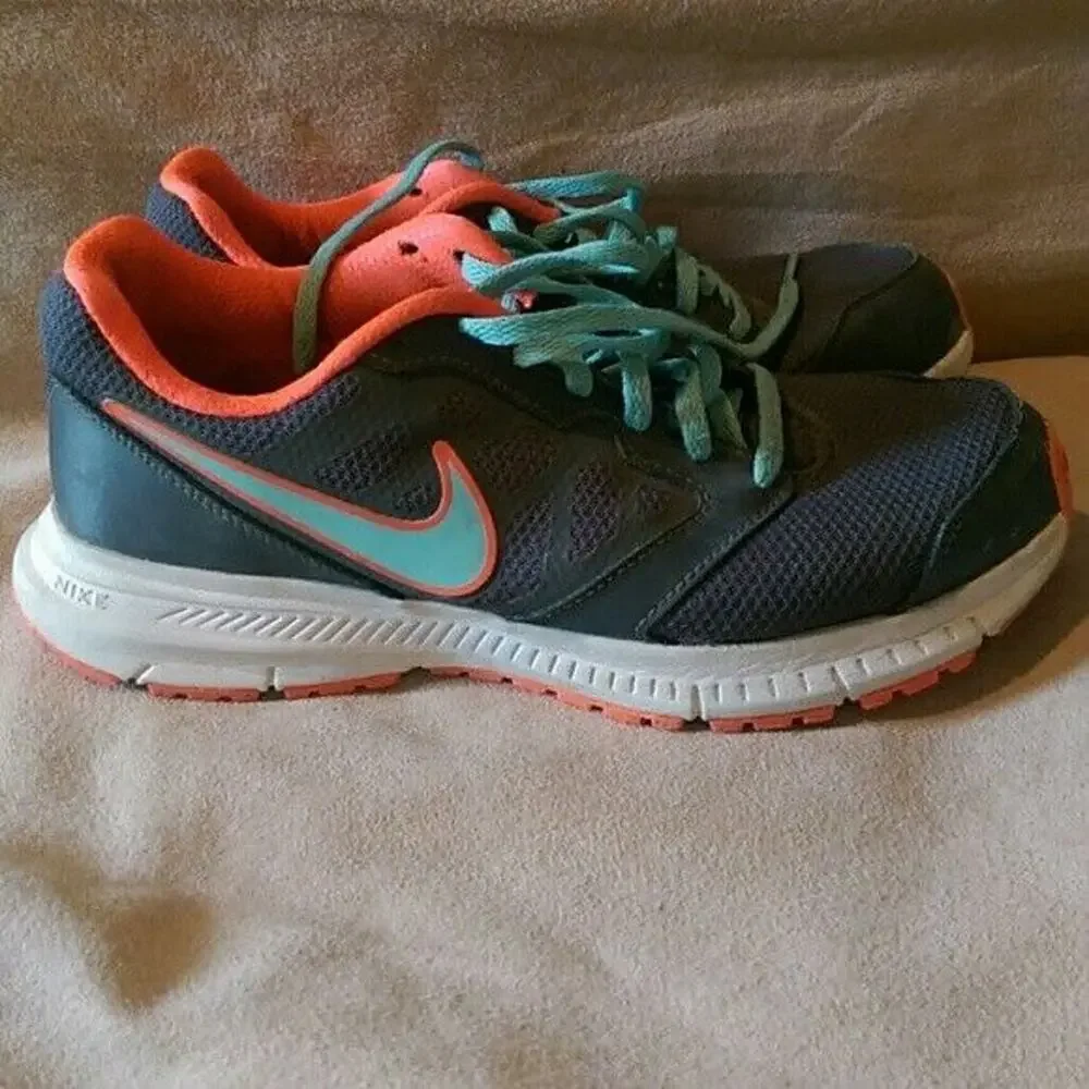 Nike downshifter running